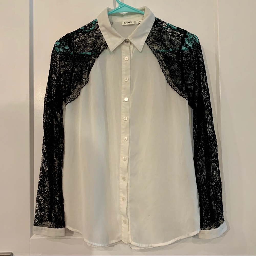 Off-white Chiffon w/ black lace sleeves